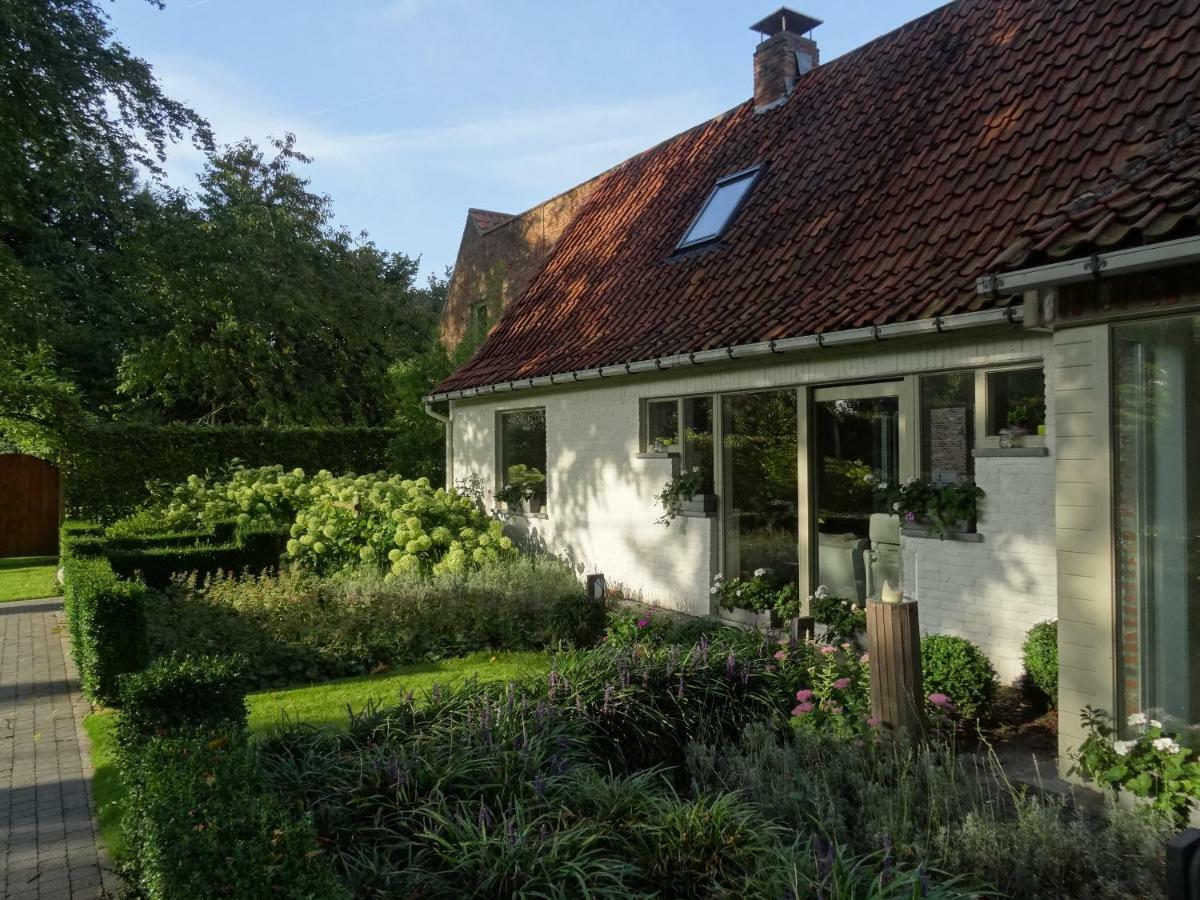 The Two Oaks - Private Garden For Guests Villa Hertsberge Kültér fotó